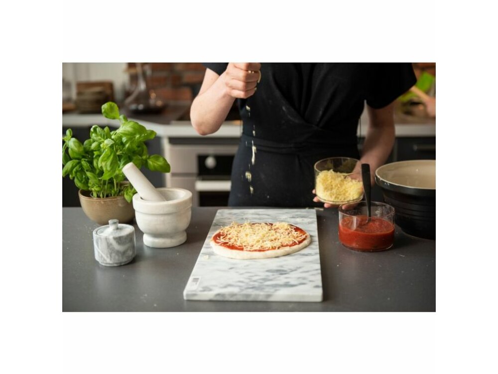 MAKU Marble salt shaker